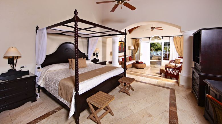 <b>Cayo Levantado Resort Room</b> <b>Cayo Levantado Resort Room</b>
