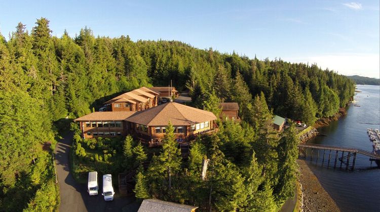 Salmon Falls Fishing Resort Exterior