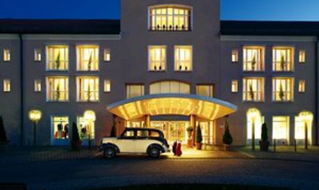 Maximilian Quellness & Golf Hotel Exterior