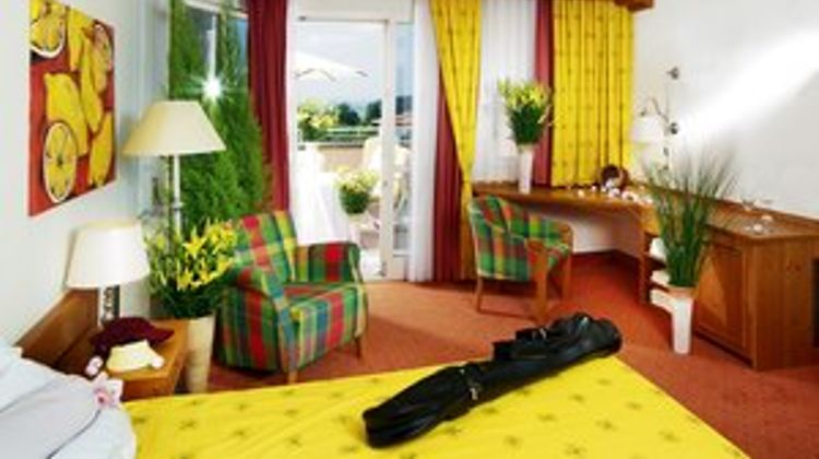 Hotel Maximilian Room