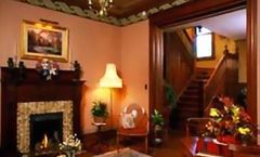The Wright Inn & Carriage House