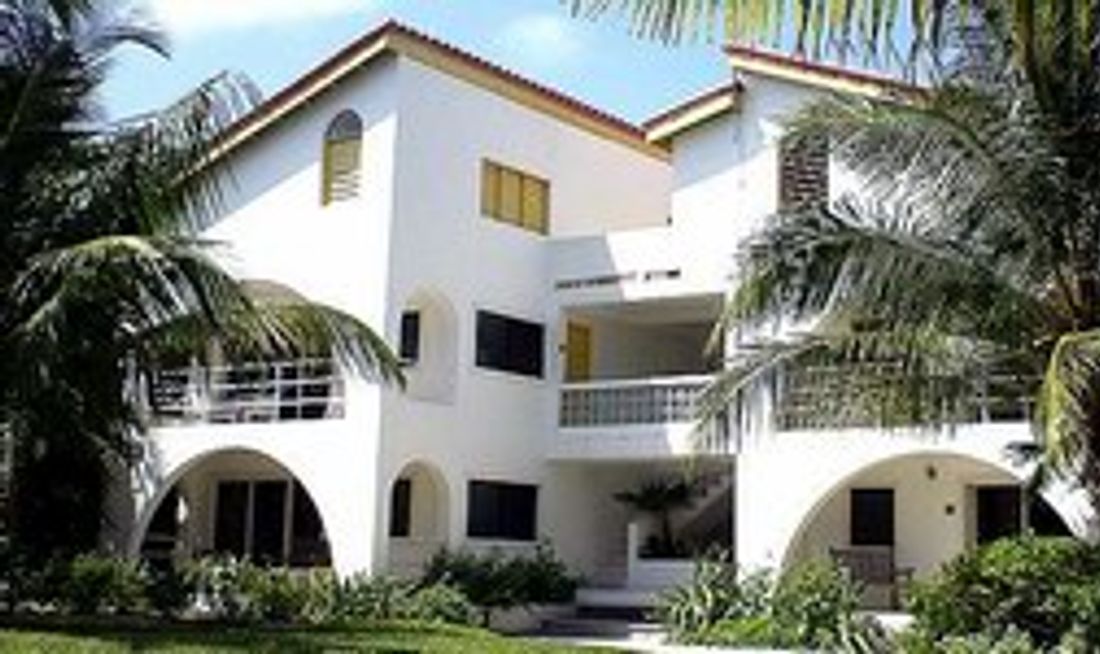 Caribbean Villas Hotel Exterior