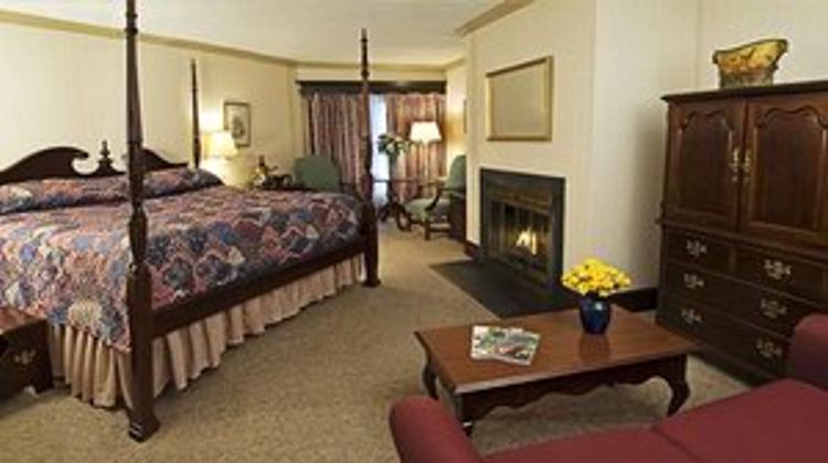 Brandywine River Hotel Room