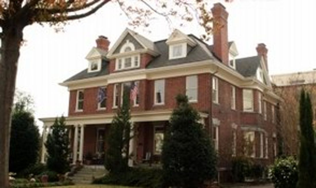 B&B at the Page House Inn Exterior