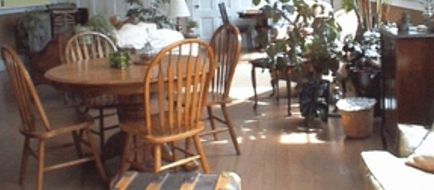 Inn at Harbour Village Lobby