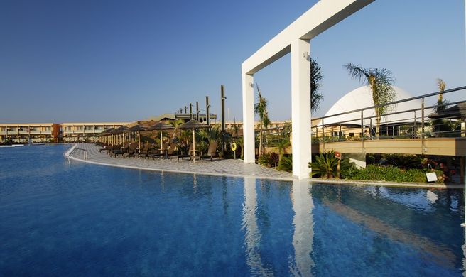 Oceanis Beach & Spa Resort Exterior