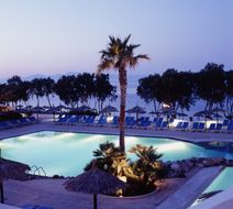 Oceanis Beach & Spa Resort Pool
