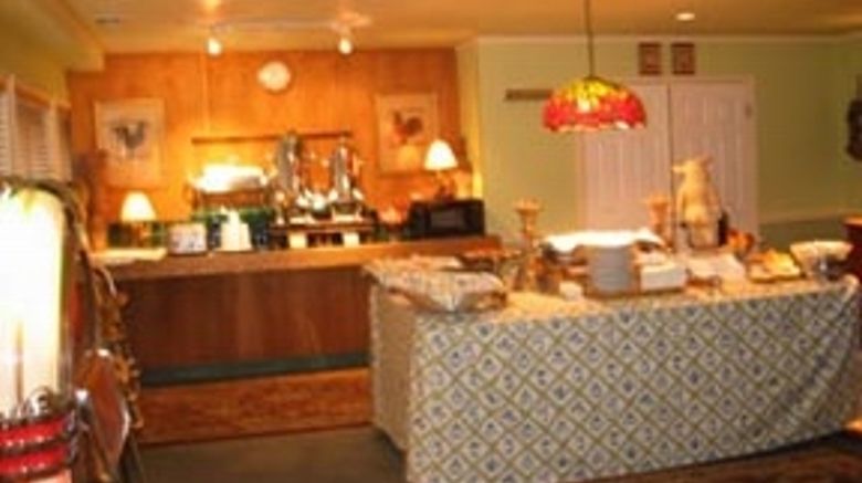 <b>The Lodge at Kingsbury Crossing Restaurant</b> <b>The Lodge at Kingsbury Crossing Restaurant</b>