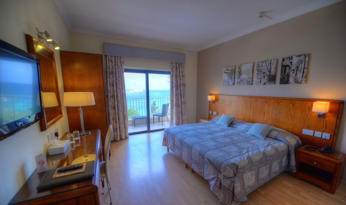 Plaza Hotel Room