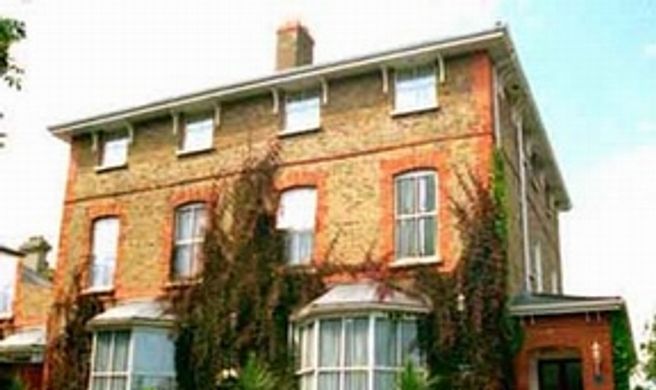 Aberdeen Lodge Exterior