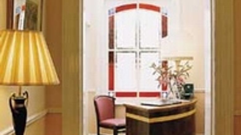<b>Aberdeen Lodge Lobby</b>