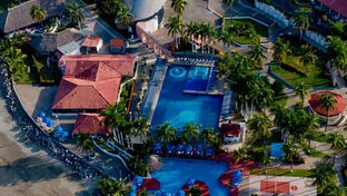 Qualton Club Ixtapa