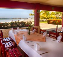 Qualton Club Ixtapa Restaurant