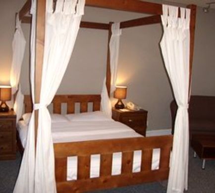 The George Hotel Room