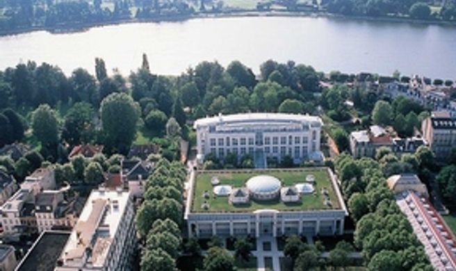 Vichy Spa Hotel Les Celestins Exterior