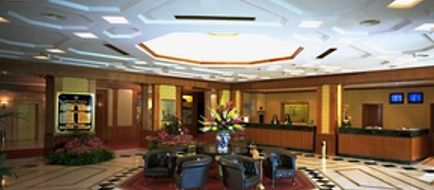 Tower Genova Hotel & Conference Center Lobby