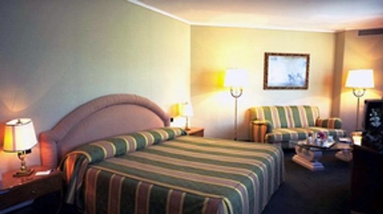 <b>Tower Genova Hotel & Conference Center Room</b>
