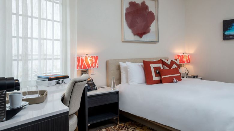 <b>The Marlin Hotel Room</b>