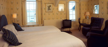 The Penhelig Arms Hotel Room