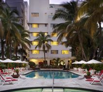 Richmond Hotel Pool