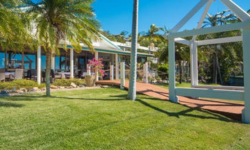 Colonial Palms Motor Inn