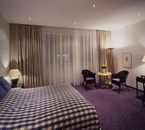 Hecker's Hotel Kurfurstendamm Room