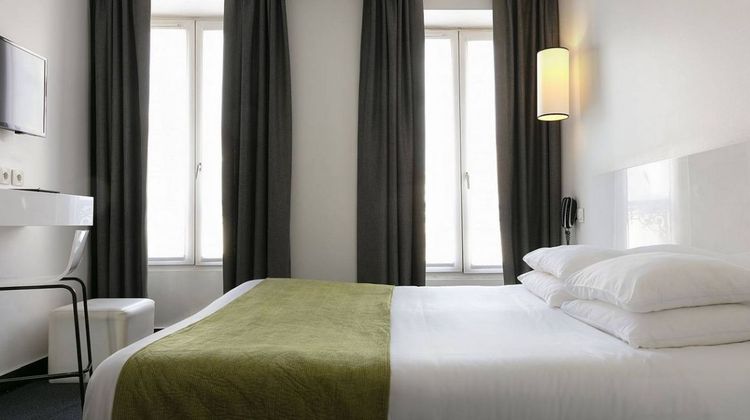 Standard Design Hotel Room