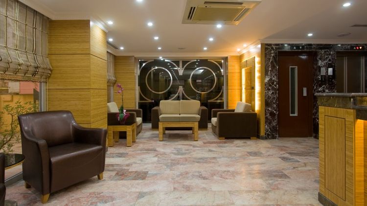 Sed Hotel Lobby