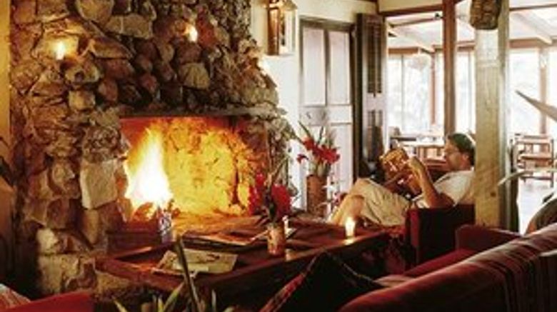 <b>Blancaneaux Lodge Lobby</b>