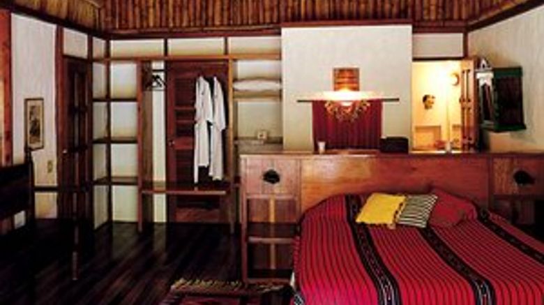 <b>Blancaneaux Lodge Room</b>