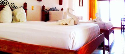 Pelicano Inn Room