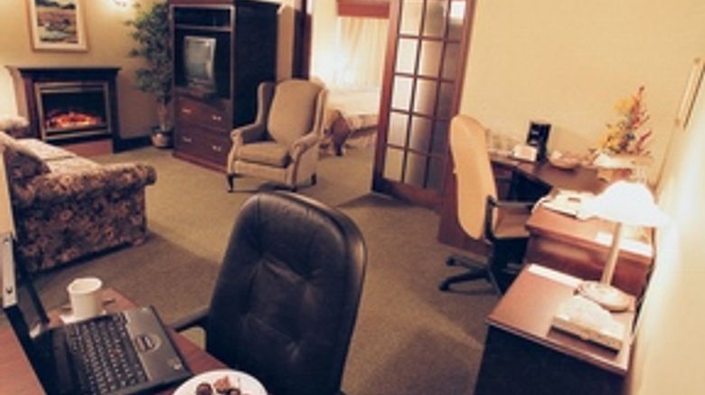 <b>Hotel Rimouski and Convention Centre Suite</b>