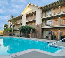 Motel 6 Lafayette Pool
