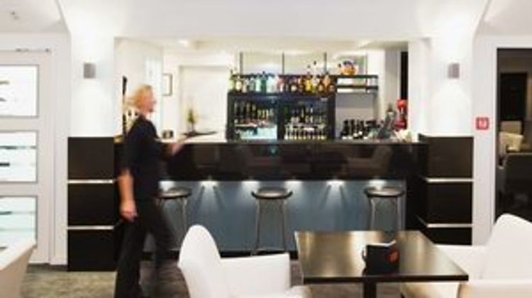 Chateau Marlborough Bar/Lounge