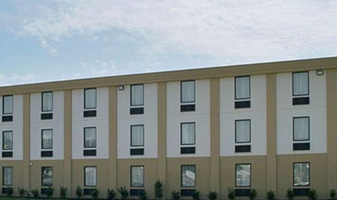 Nashville North Exterior