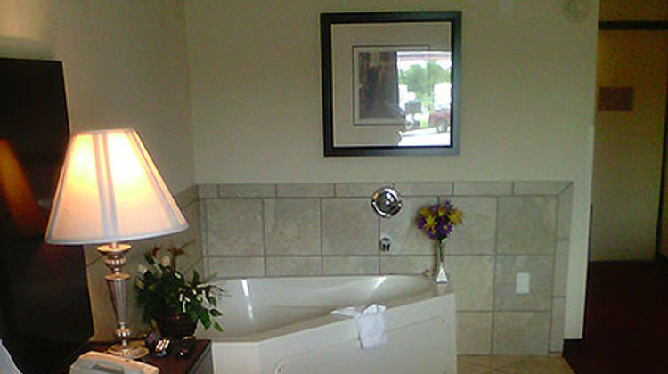 Nashville North Suite
