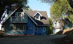 Apple Blossom Inn Bed & Breakfast