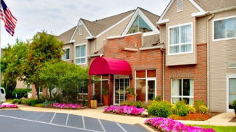 Hawthorn Suites Philadelphia Airport Exterior