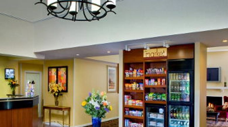 <b>Hawthorn Suites Philadelphia Airport Lobby</b> <b>Hawthorn Suites Philadelphia Airport Lobby</b>