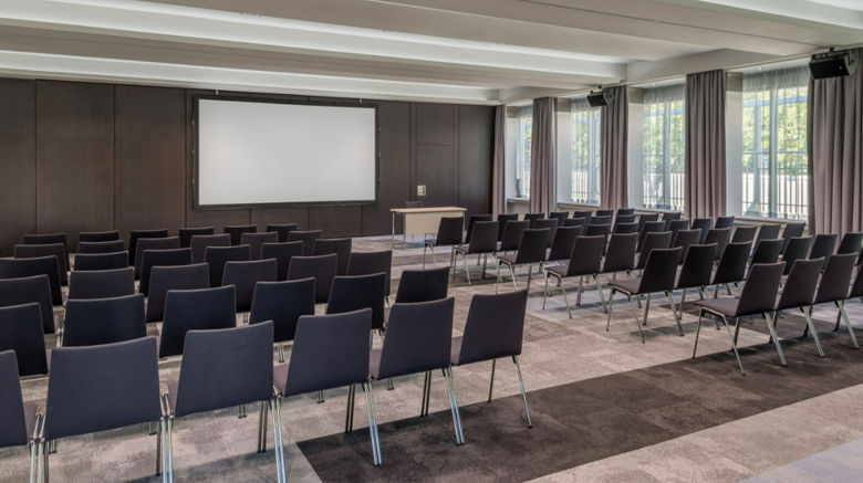 <b>Courtyard by Marriott Linz Meeting</b>