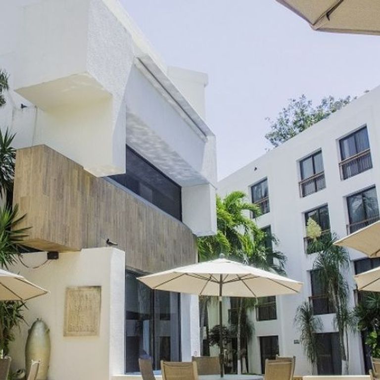 Capital Plaza Hotel