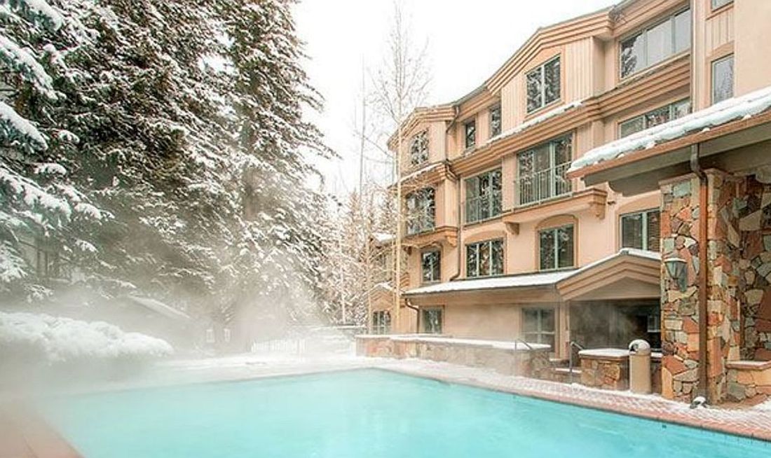 The Galatyn Lodge Exterior