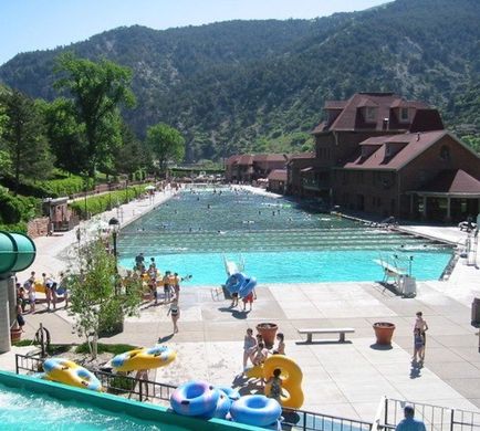Hanging Lake Inn Pool