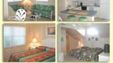 <b>Schooner's Landing Resort Room</b>