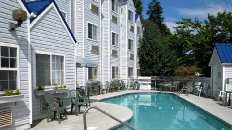 Guest Inn Pigeon Forge Pool