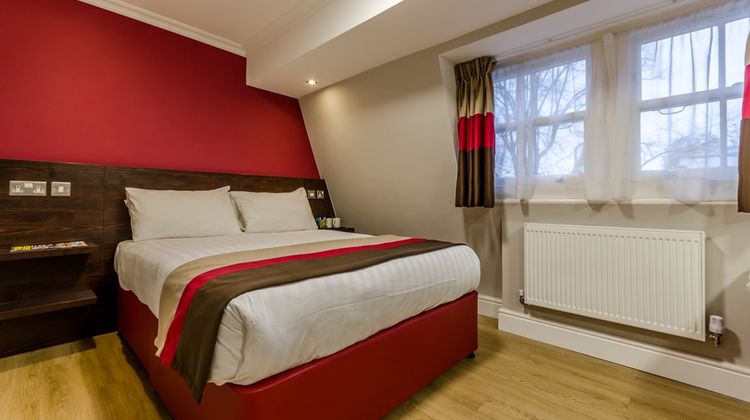 Royal Cambridge Hotel Room