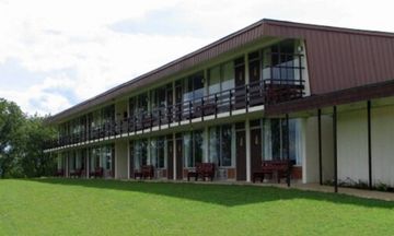Fairway Motor Inn
