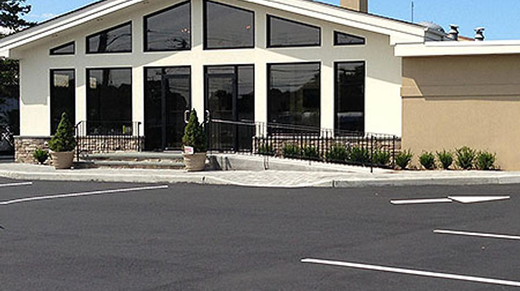 Bethpage Hotel Exterior