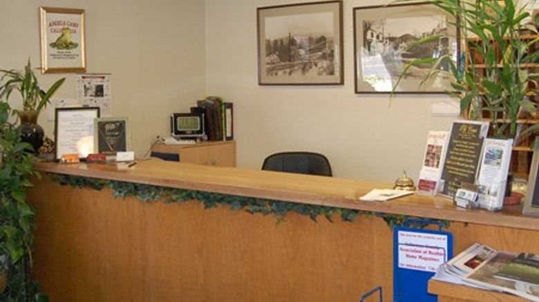 <b>Gold Country Inn Angels Camp Lobby</b>
