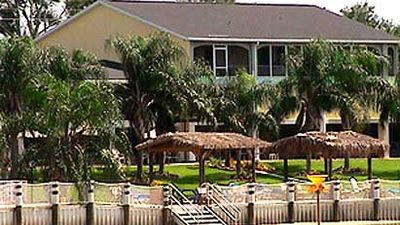 Lake Roy Beach Inn